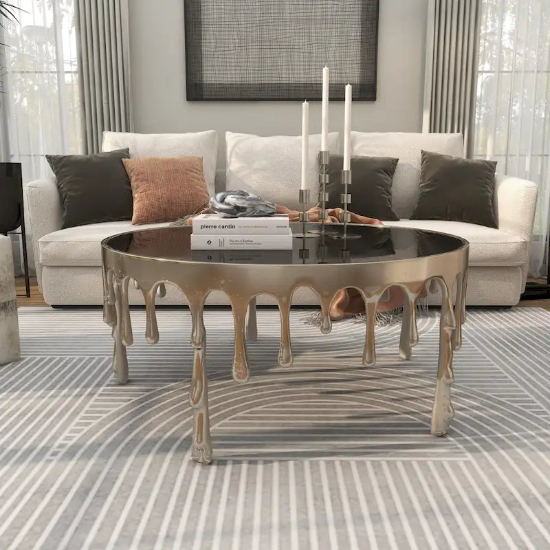 Table basse ou d'appoint en aluminium avec pieds à effet de fonte et plateau en verre fumé