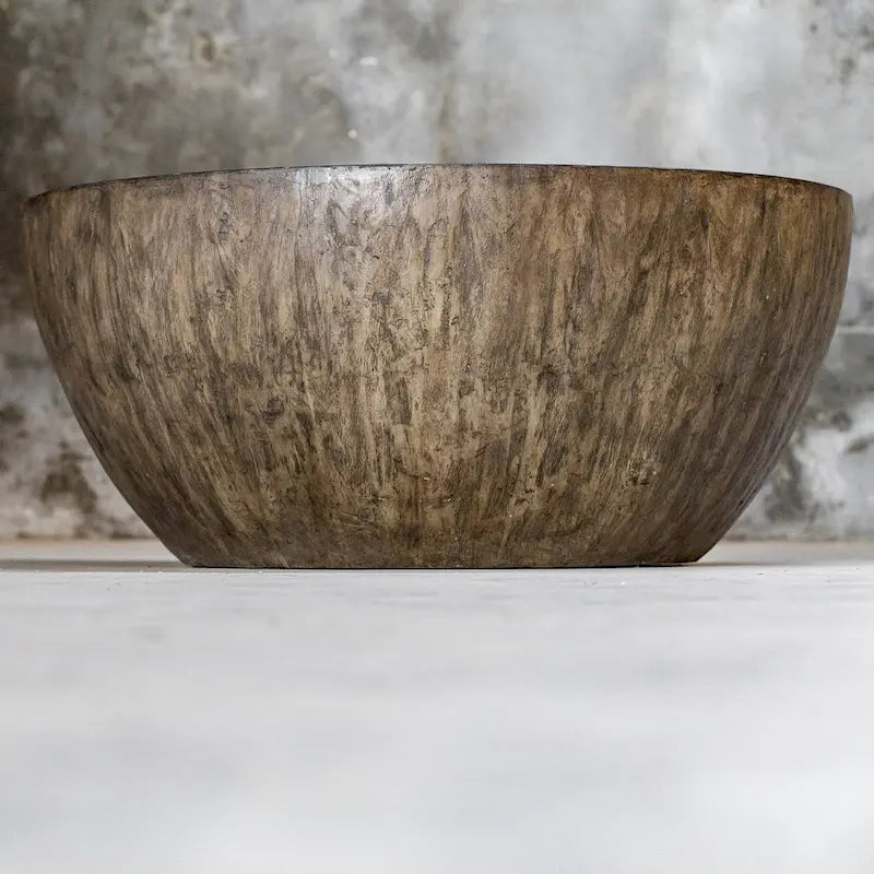 Table basse ronde en noyer vieilli - 42" de diamètre