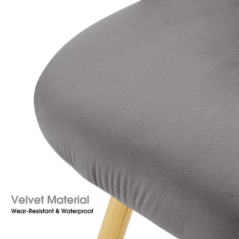 Chaise de salle à manger moderne en velours avec pieds en métal doré