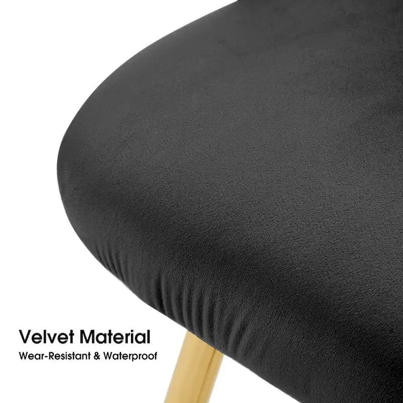 Chaise de salle à manger moderne en velours avec pieds en métal doré